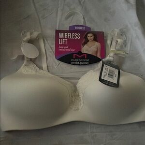 Maidenform Wireless Lift Bra - Cream